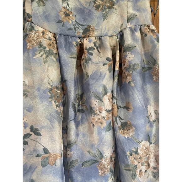 NWT XXS Floral Blue Below the knee length chiffon dress with liner & adj straps - Picture 3 of 3
